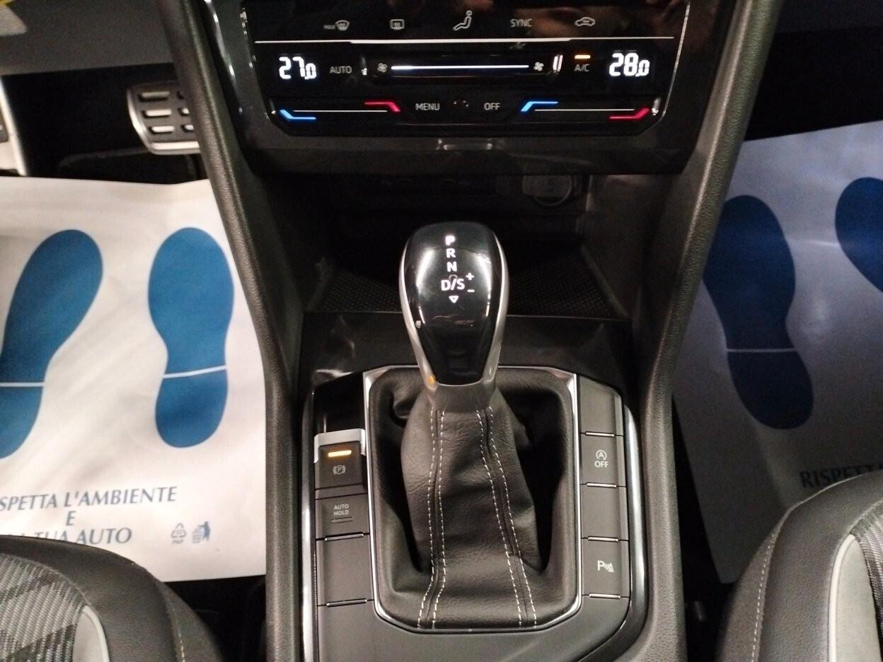 Volkswagen Tiguan 1.5 tsi R-Line 150cv dsg