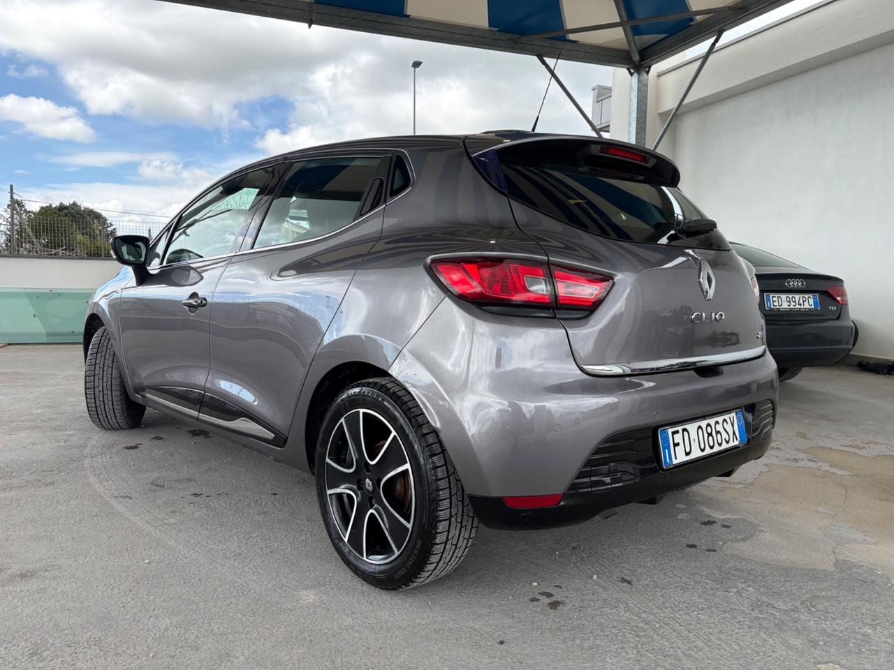 Renault Clio dCi 8V 75 CV Start&Stop 5 porte Energy Duel