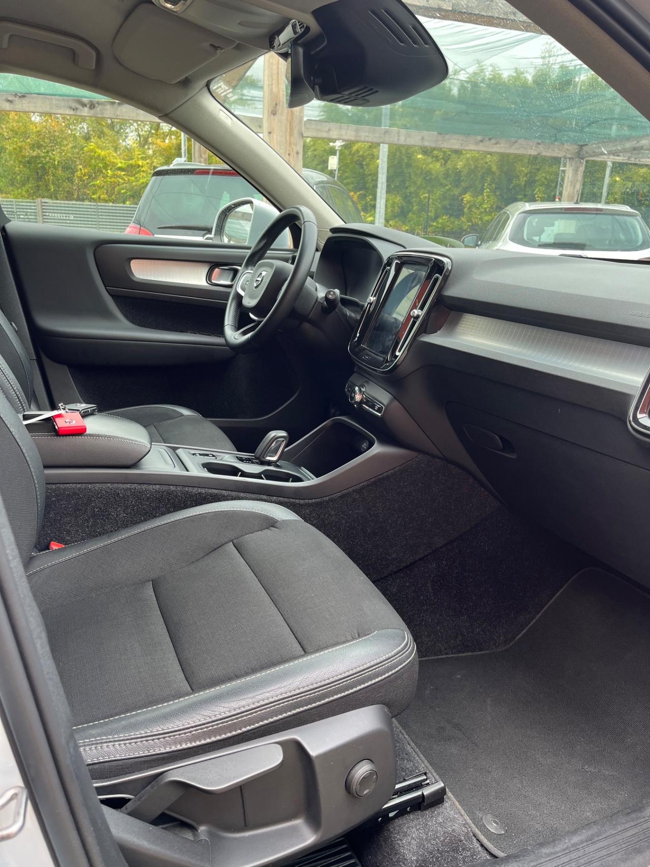 Volvo XC40 D3 AWD Momentum N1