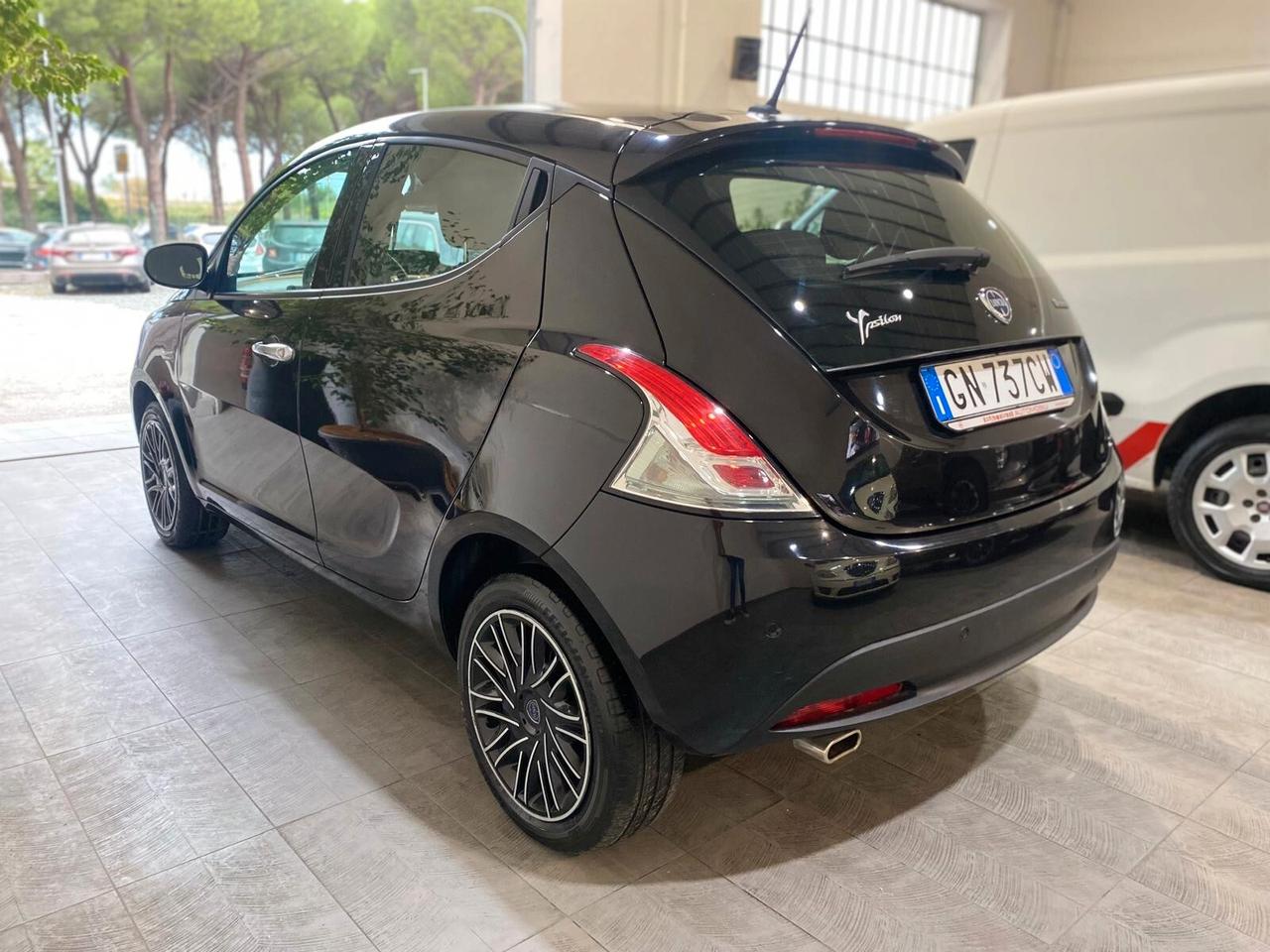 LANCIA YPSILON 1.0 FIREFLY 5 porte Hybrid *GOLD* 3/2023 57MILAKM