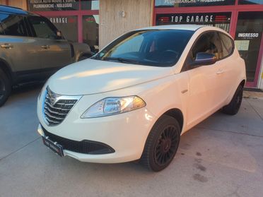 Lancia Ypsilon 0.9 TwinAir 85 CV 5 porte Metano Ecochic Gold NEOPATENTATI