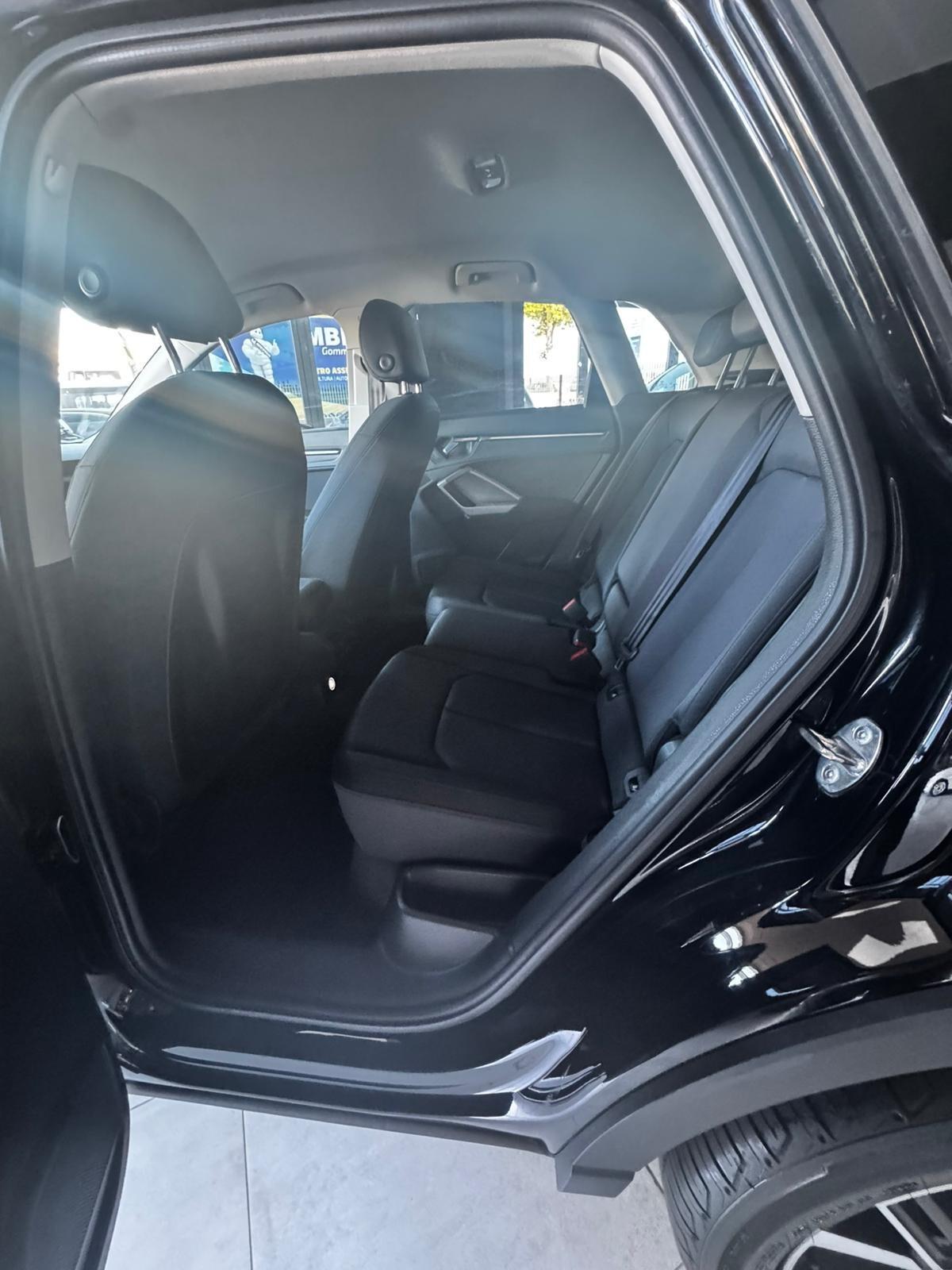 AUDI Q3 MY2019 2.0 TDI 150CV STRONIC SPORT EDITION