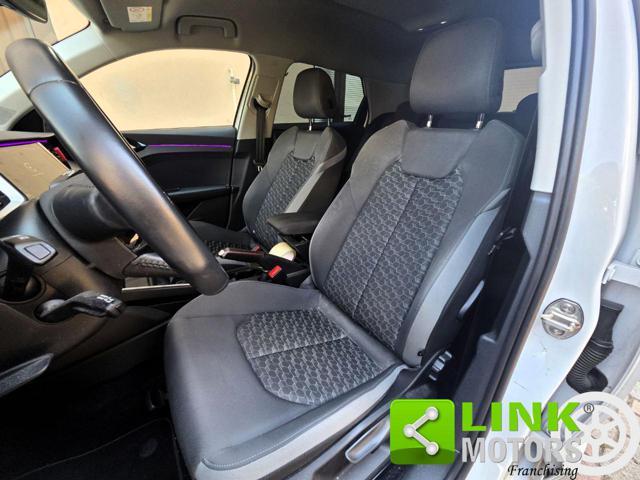 AUDI A1 25 1.0 95cv S Line Identity Black