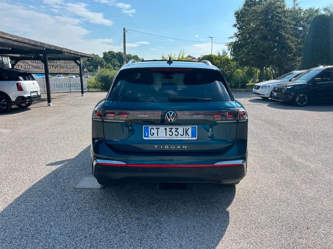 Volkswagen Tiguan 2.0 tdi Elegance 150cv dsg GAR. VW 05/2028 - Tetto Apribile