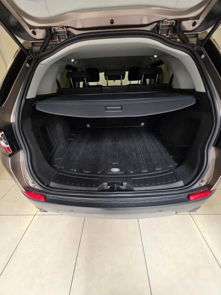 Land Rover Discovery Sport HSE Luxury StileMotori