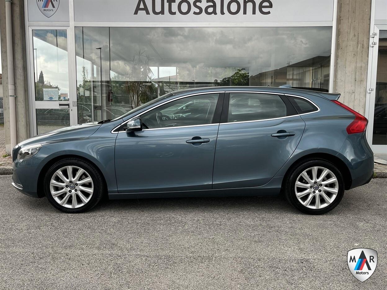 Volvo V40 D3 Geartronic Momentum