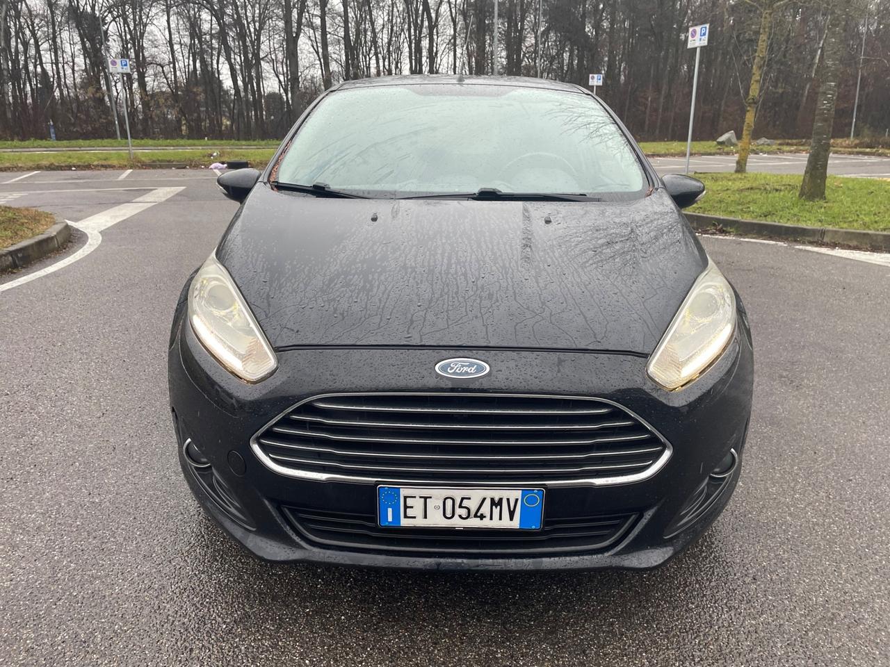 Ford Fiesta 1.5 TDCi 75CV 5 porte Titanium*Nepatentati*Cerchi*