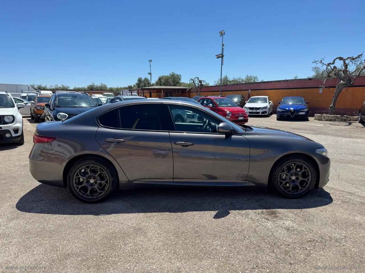 ALFA ROMEO GIULIA BUSINESS 2.2 MJ 160CV AT8 IVA ESPOSTA