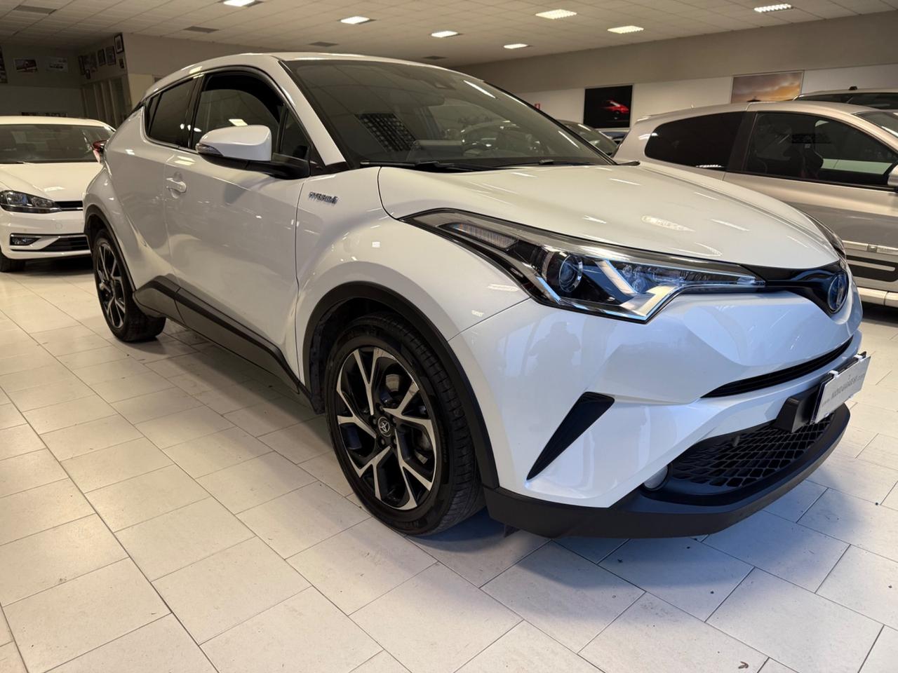 Toyota C-HR 1.8 Hybrid E-CVT Lounge