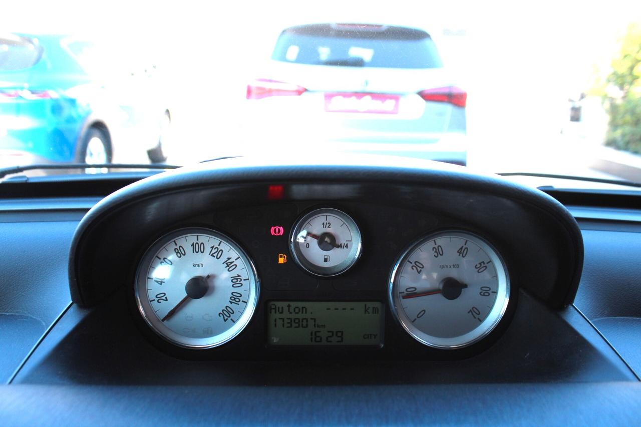 Lancia Ypsilon 1.2 Oro