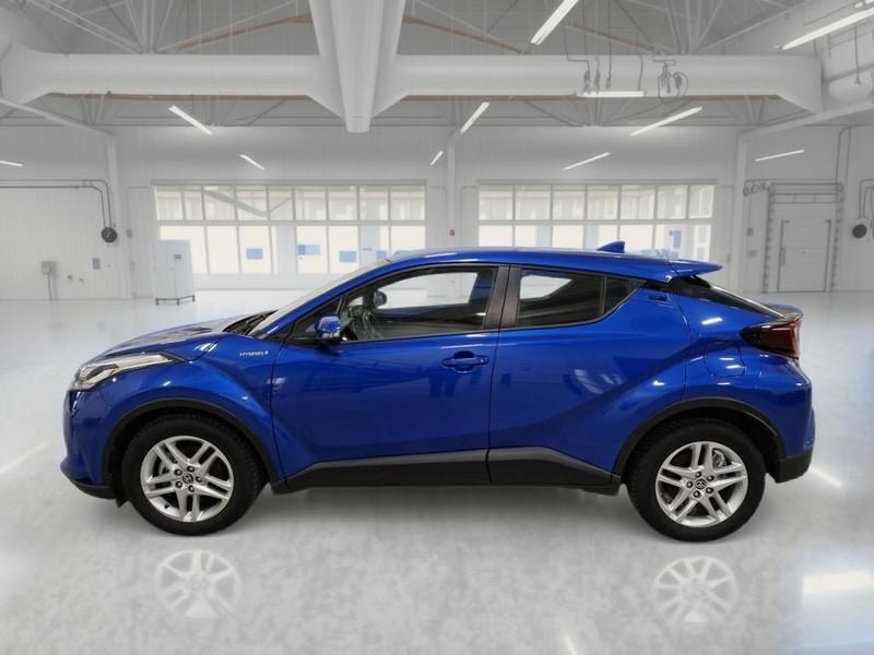 TOYOTA C-HR 1.8H 98CV E-CVT Business