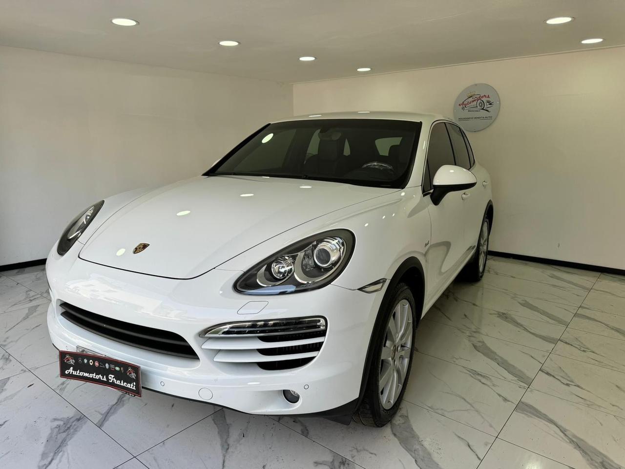 Porsche Cayenne 3.0 Diesel-TIPTRONIC-GARANTITO-2012