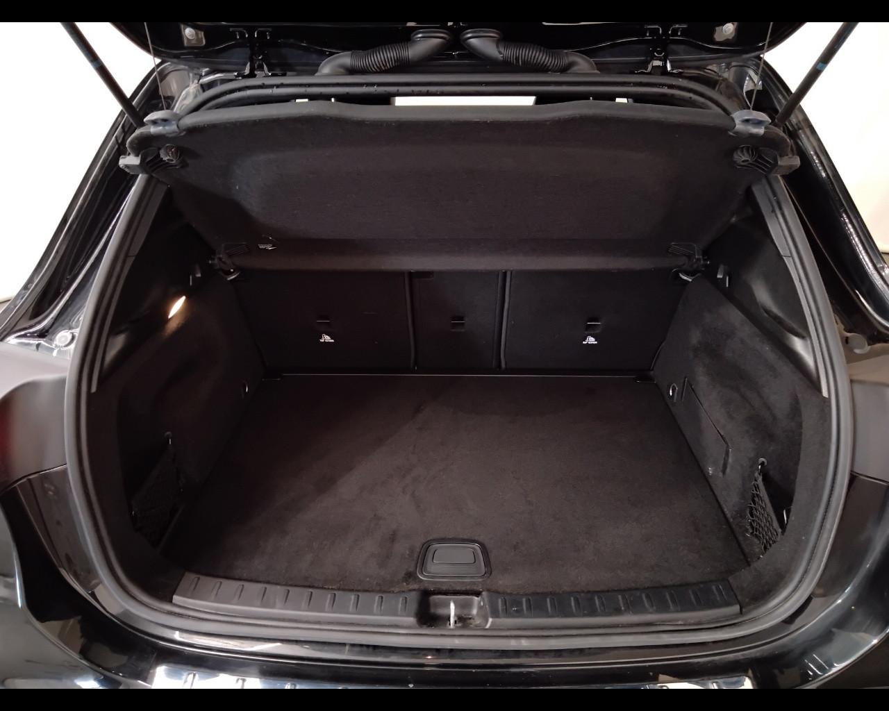 Mercedes-Benz GLA-H247 2020 - GLA 200 d Premium auto