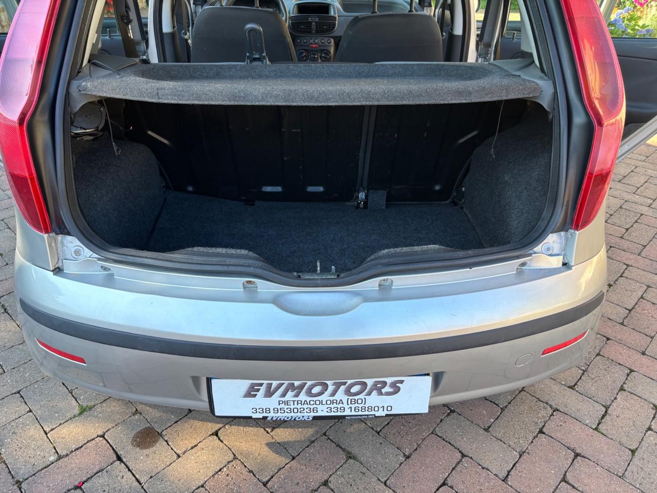 Fiat Punto 1.2 5 porte 60 CV OK NEOPATENTATI