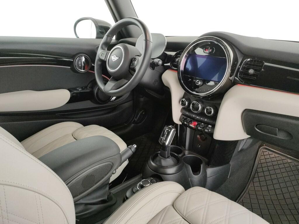 Mini Cooper 1.5 TwinPower Turbo Cooper Business DCT