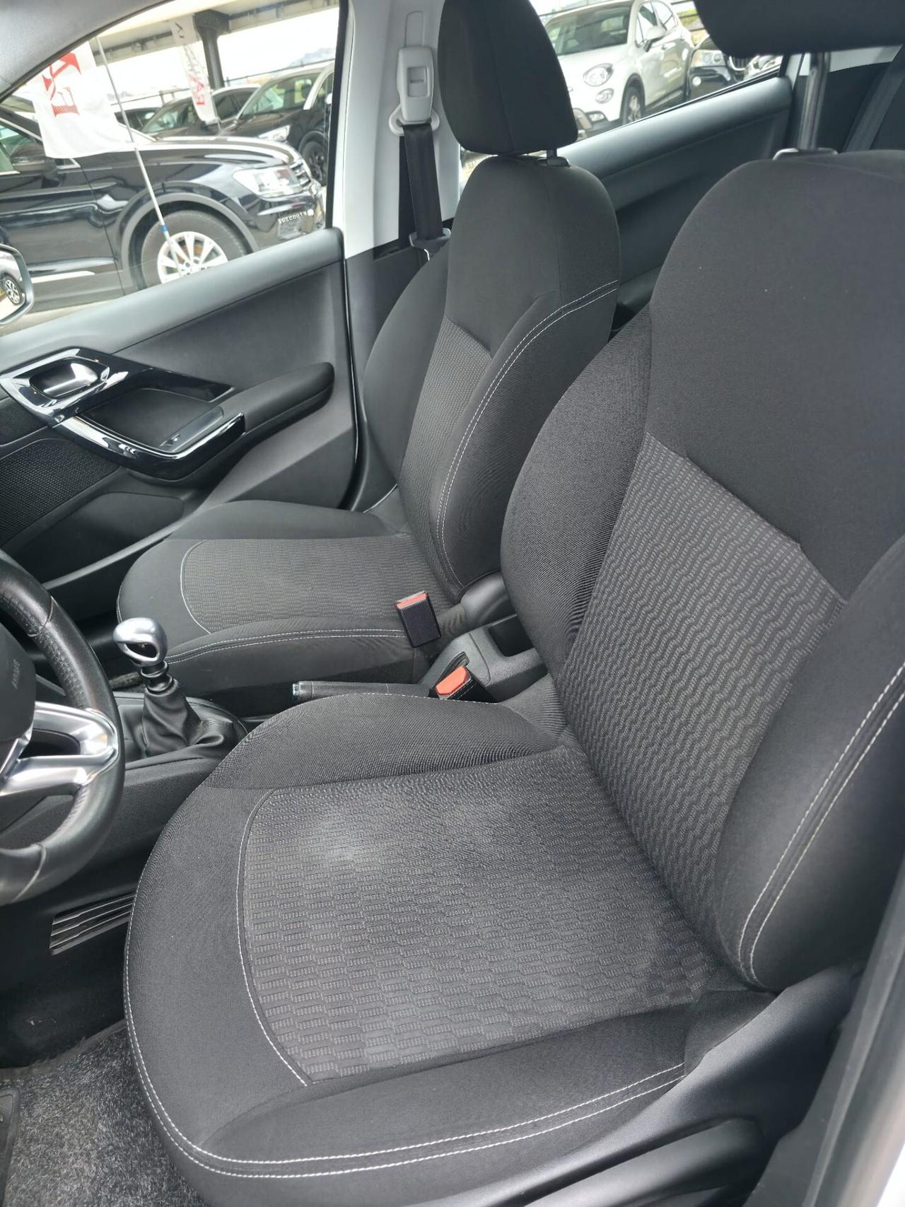 Peugeot 208 BlueHDi 100 S&S 5 porte Active