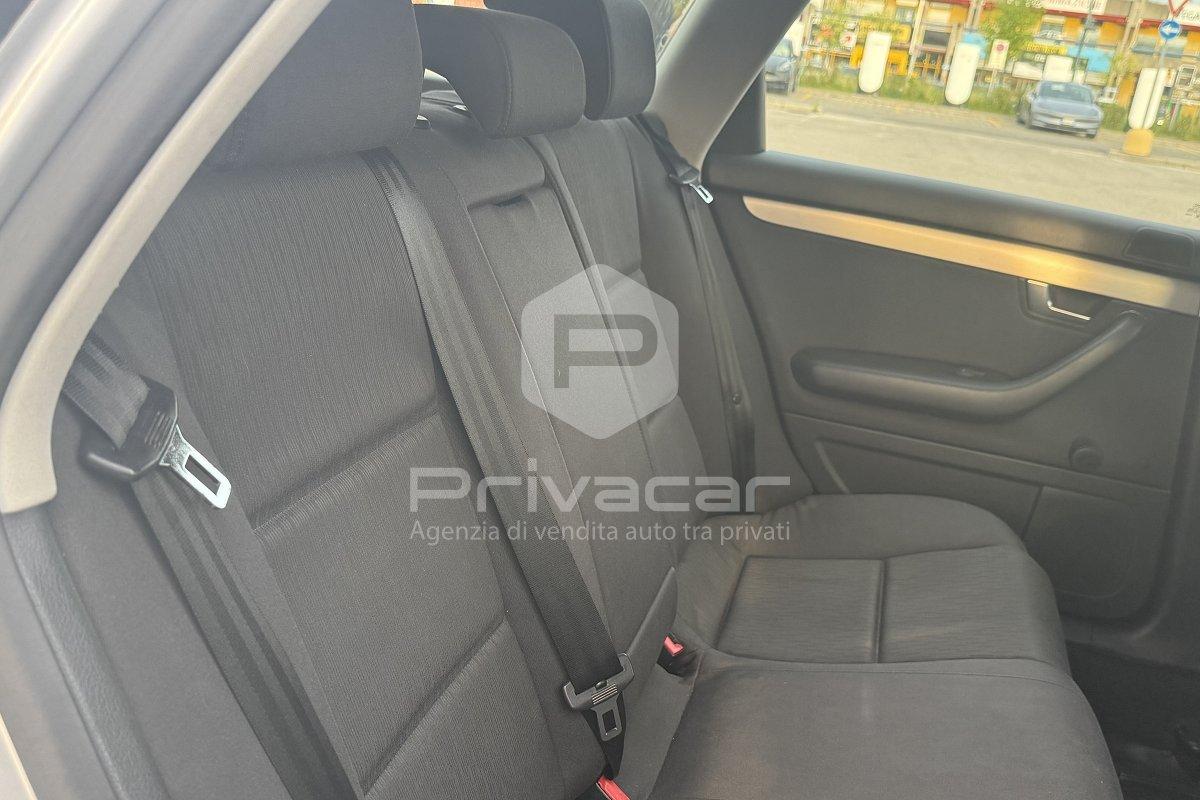 AUDI A4 1.8 20V T Avant