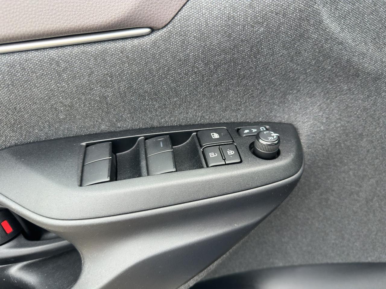 Toyota Yaris Cross 1.5h Lounge fwd 116cv e-cvt