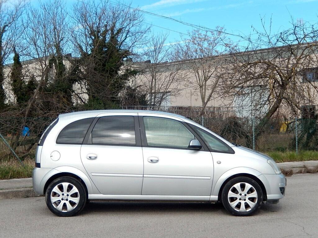 OPEL MERIVA 1.4 impianto GPL - DISTRIBUZIONE NUOVA