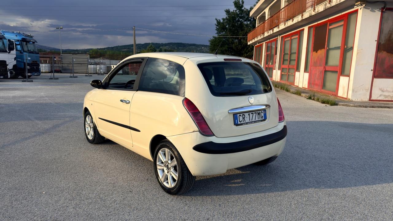 Lancia Ypsilon 1.3 Multijet 16V Platino