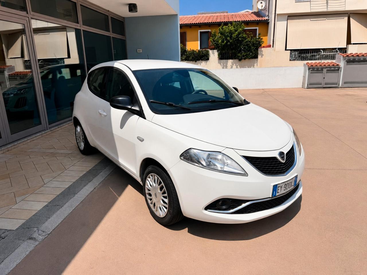 Lancia Ypsilon 1.3 MJT 16V 95 CV 5 porte S&S Platinum