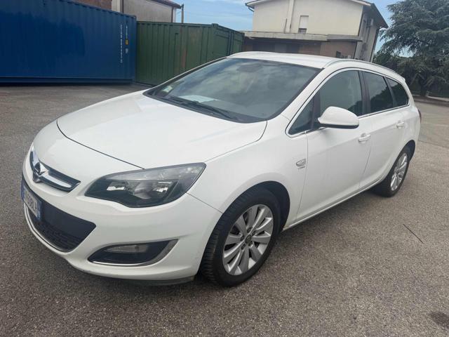 OPEL Astra 1.7 CDTI 110CV S&Tourer Cosmo senza lavoro da fare