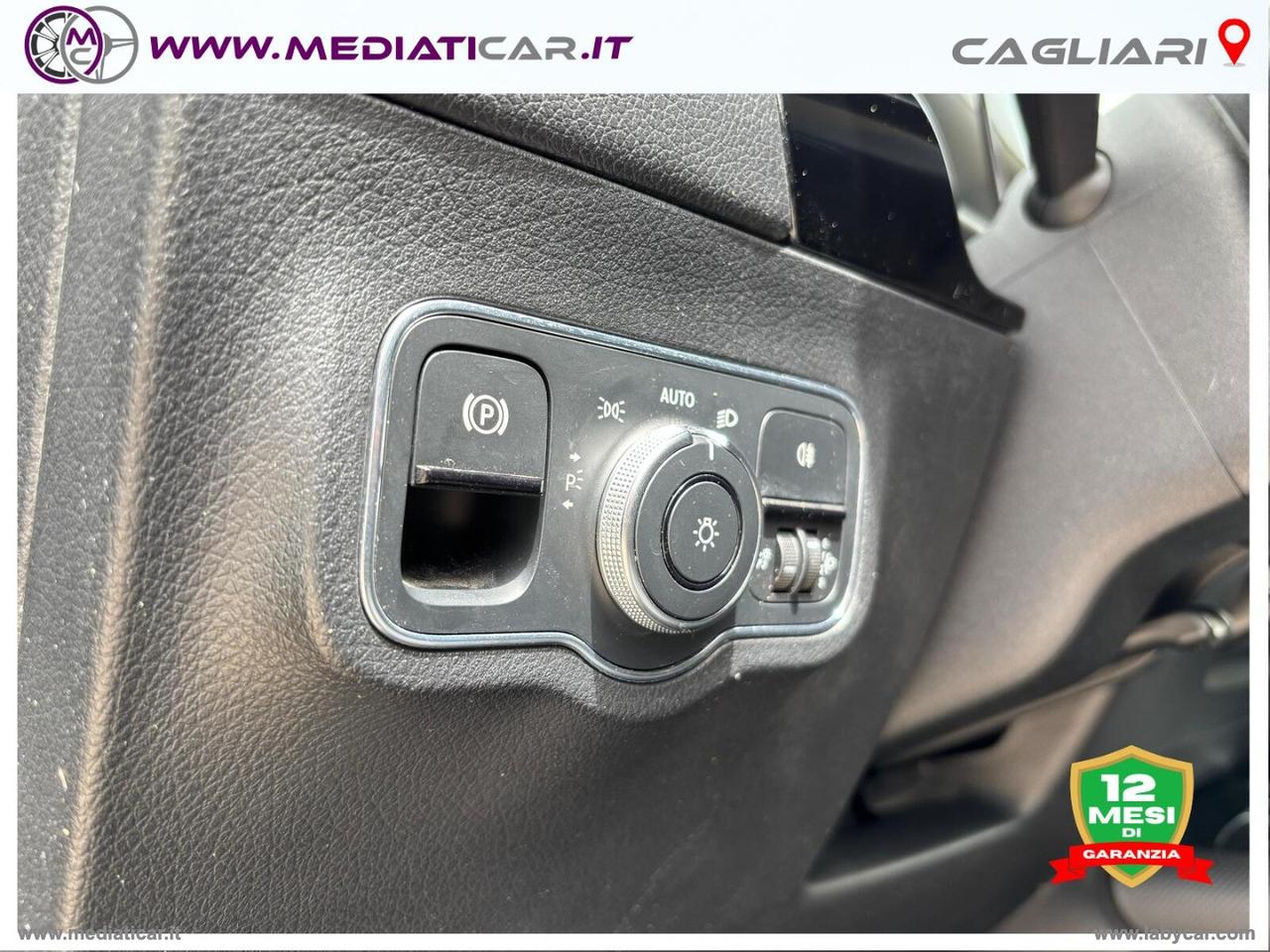 MERCEDES-BENZ GLA 180 d Automatic Business