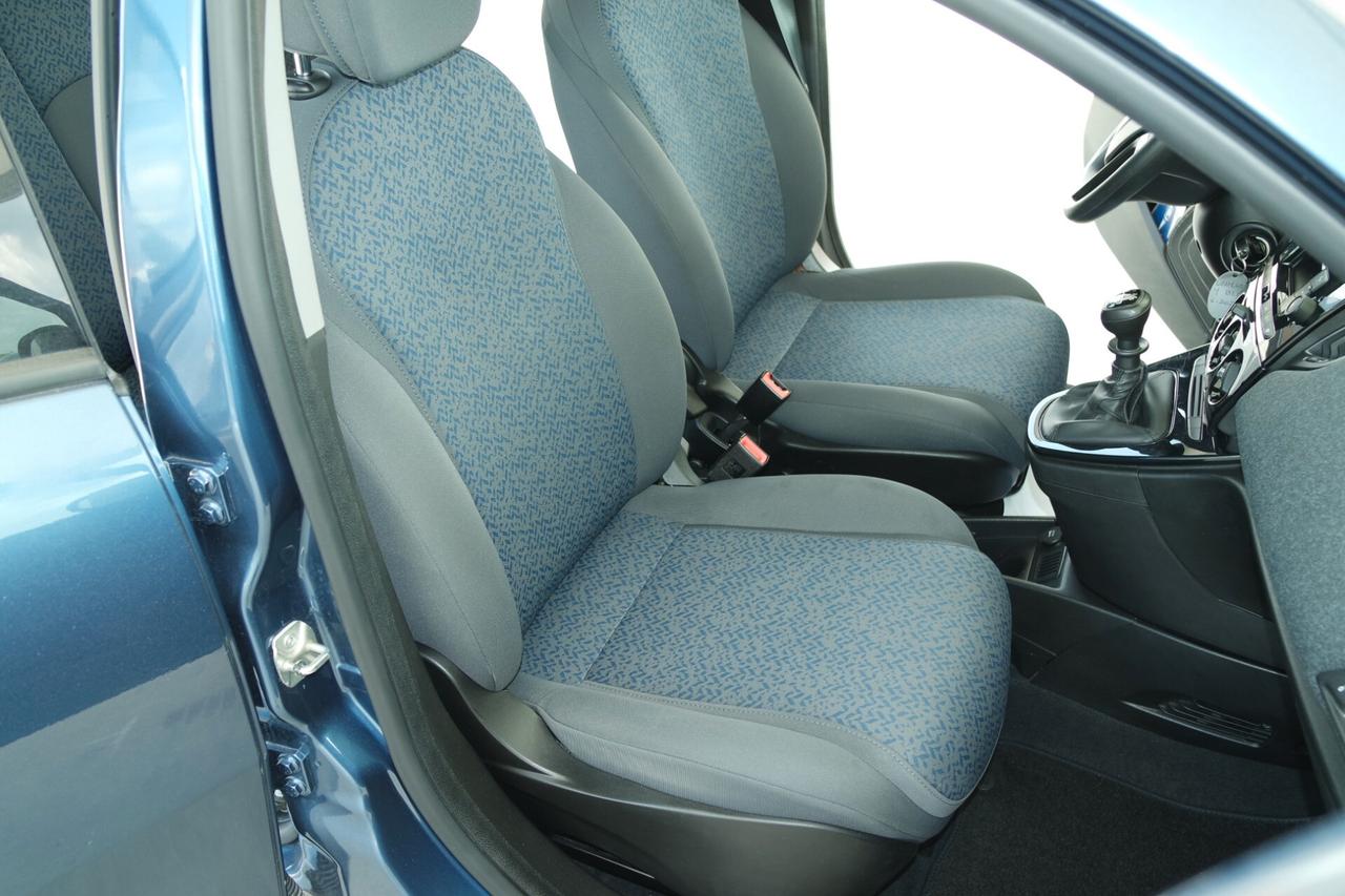 Lancia Ypsilon 1.0 FireFly 5 porte S&S Hybrid Ecochic Silver