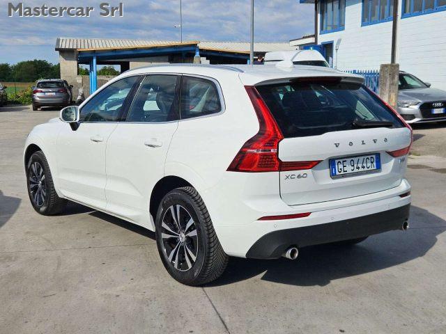 VOLVO XC60 XC60 II 2018 2.0 b4 Momentum Pro awd auto -GE944CR