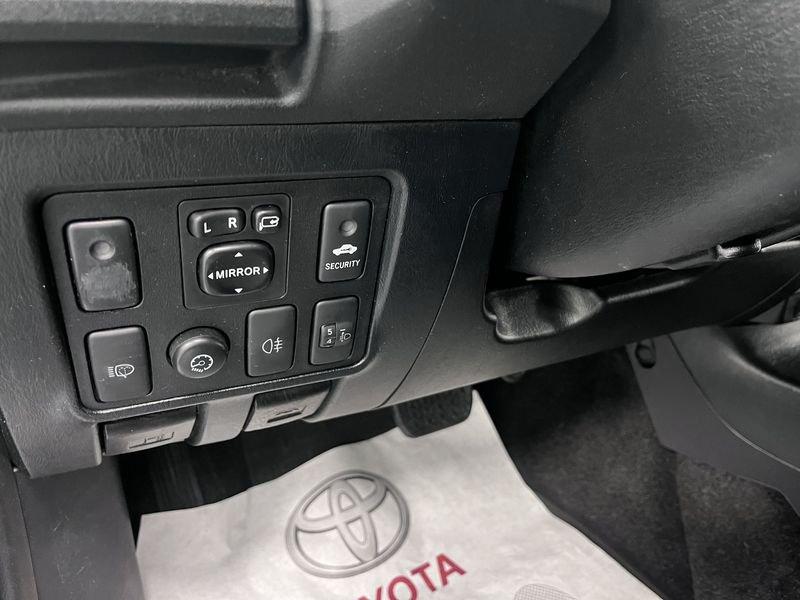 Toyota Hilux Hilux 3.0 D-4D aut.4WD 4p. DC Stylex