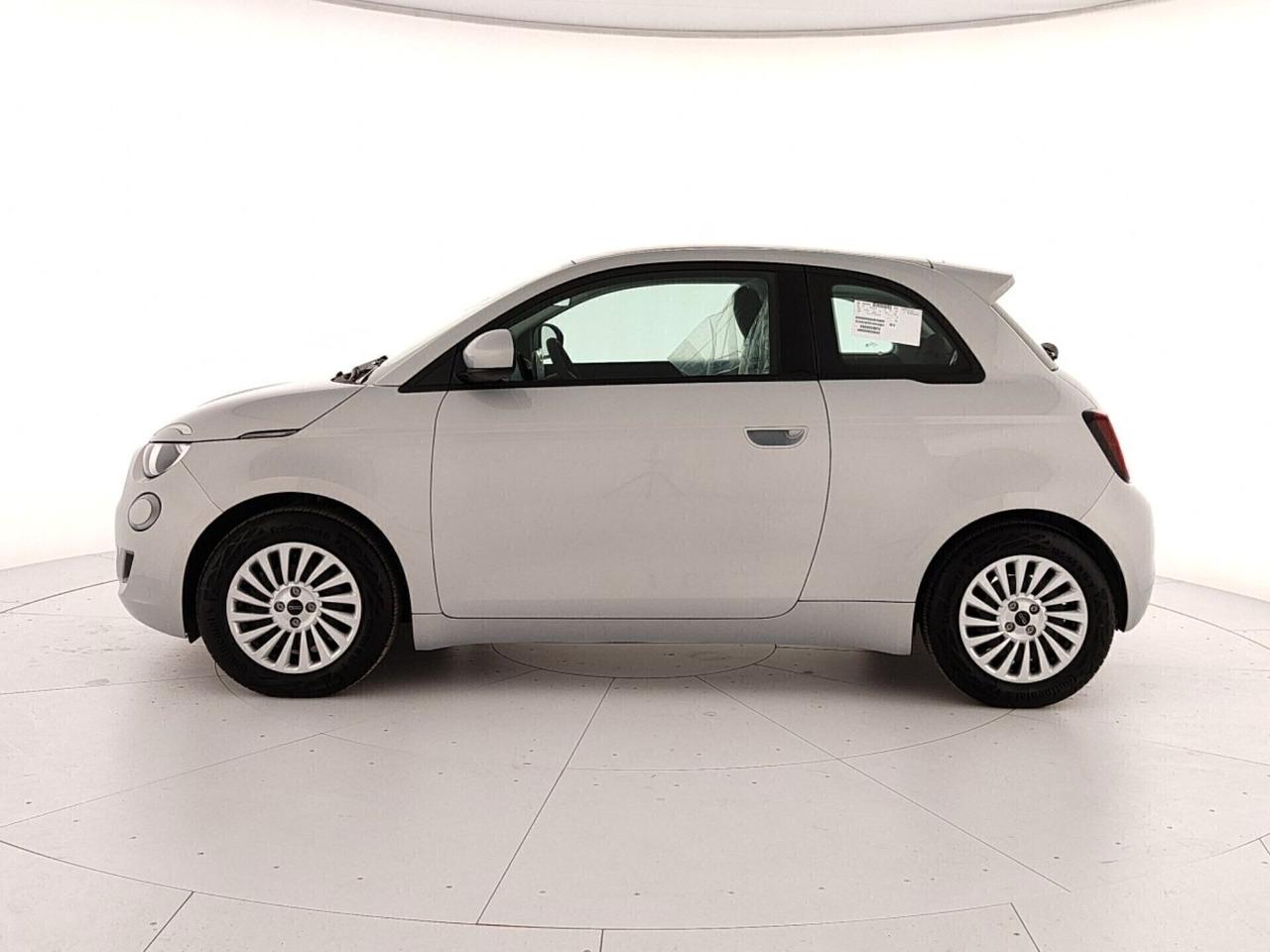 Fiat 500 500e Berlina 42 kWh