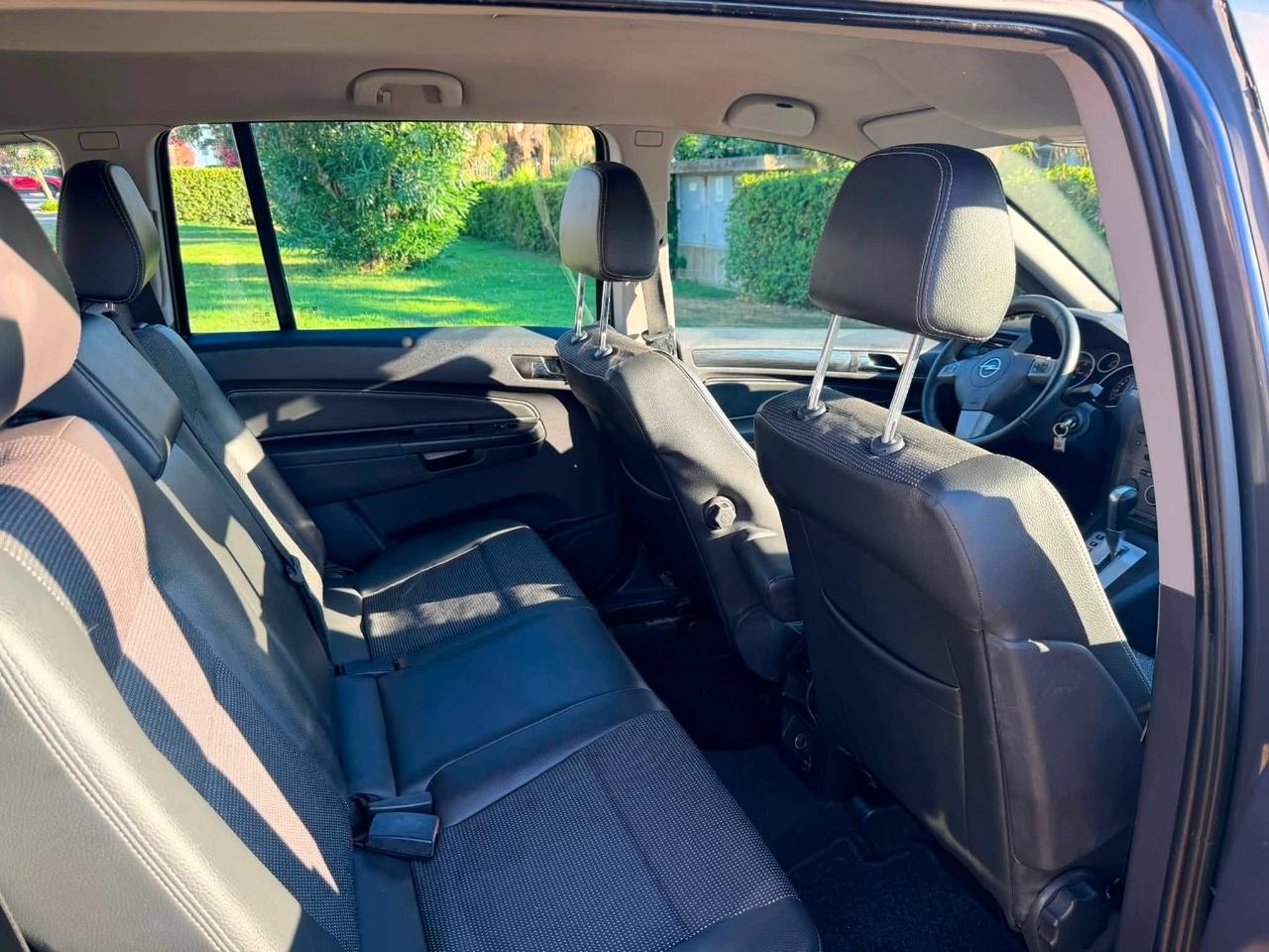 Opel Zafira 1.9 cdti Cosmo 120cv auto