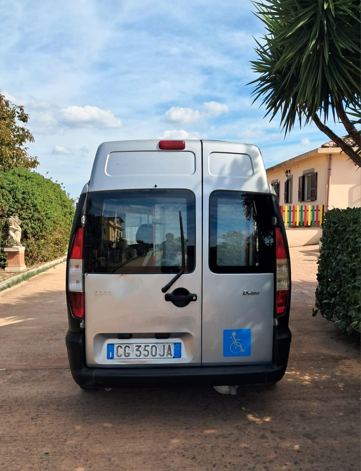 Fiat Doblo 1.6i TETTO ALTO TRASPORTO DISABILI