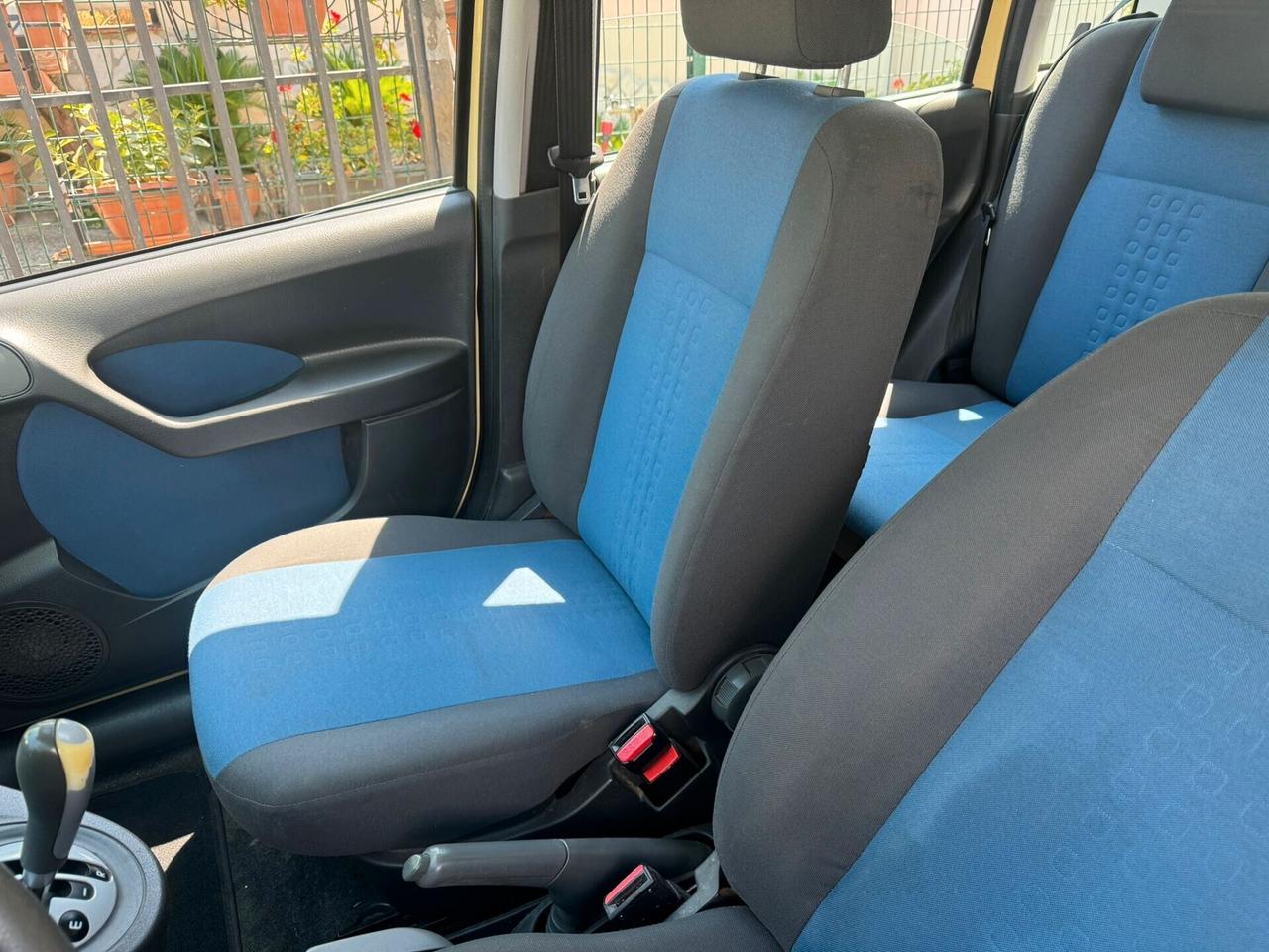 Fiat Panda 1.2 Dynamic Dualogic (AUTOMATICA)
