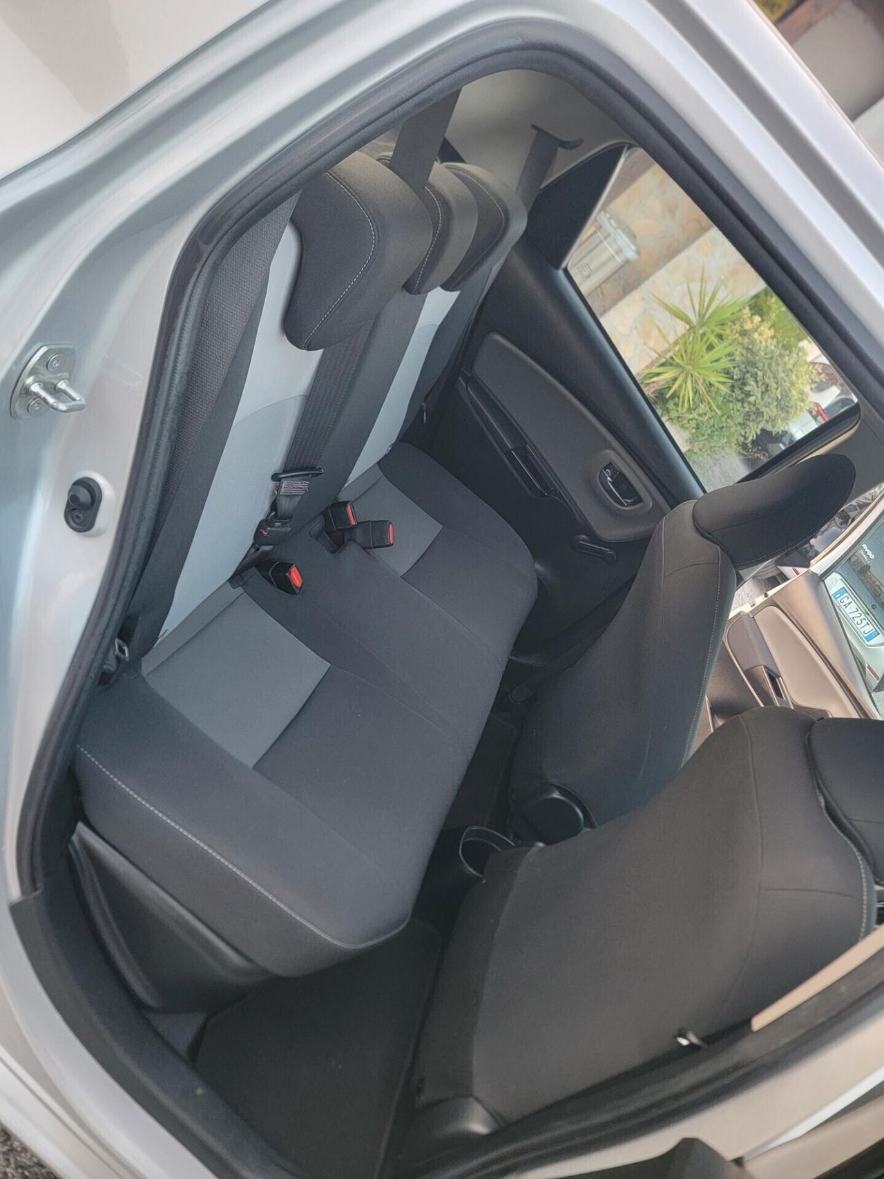 Toyota Yaris 1.5 Hybrid Active solo 62 mila km !