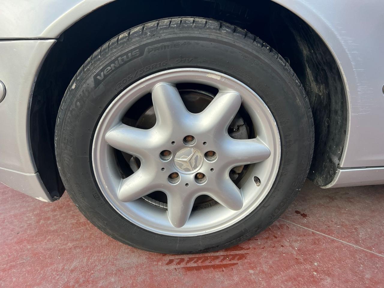 Mercedes-benz C 220 250 turbodiesel cat Elegance