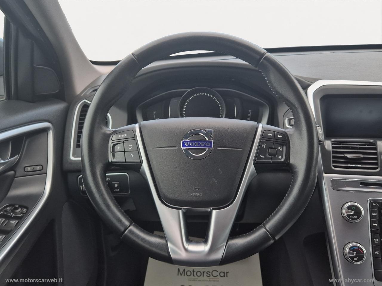 VOLVO XC60 D3 Geartronic Momentum