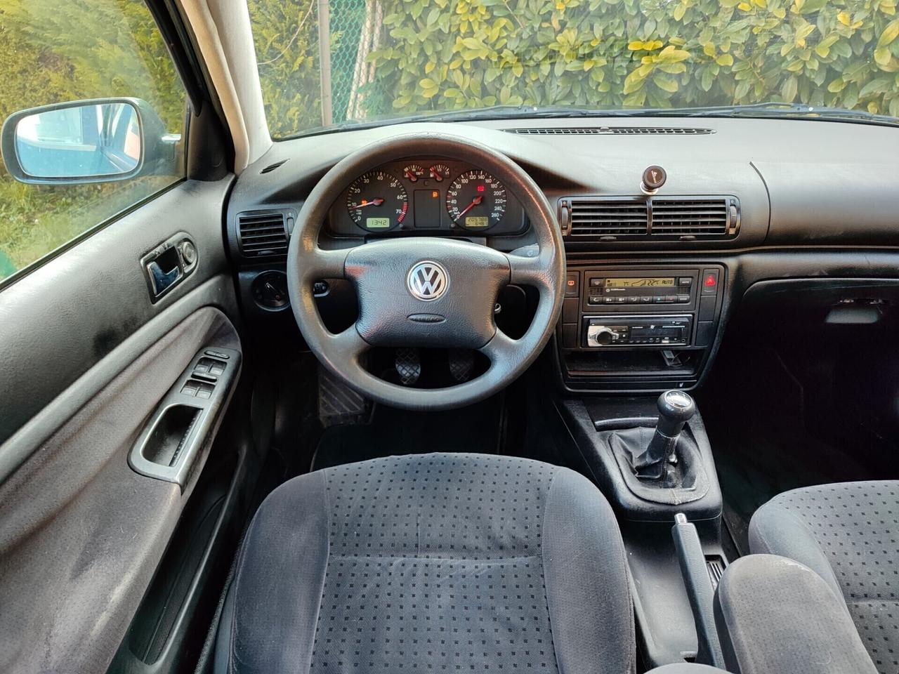 Volkswagen Passat 1.8 Benzina~GANCIO TRAINO