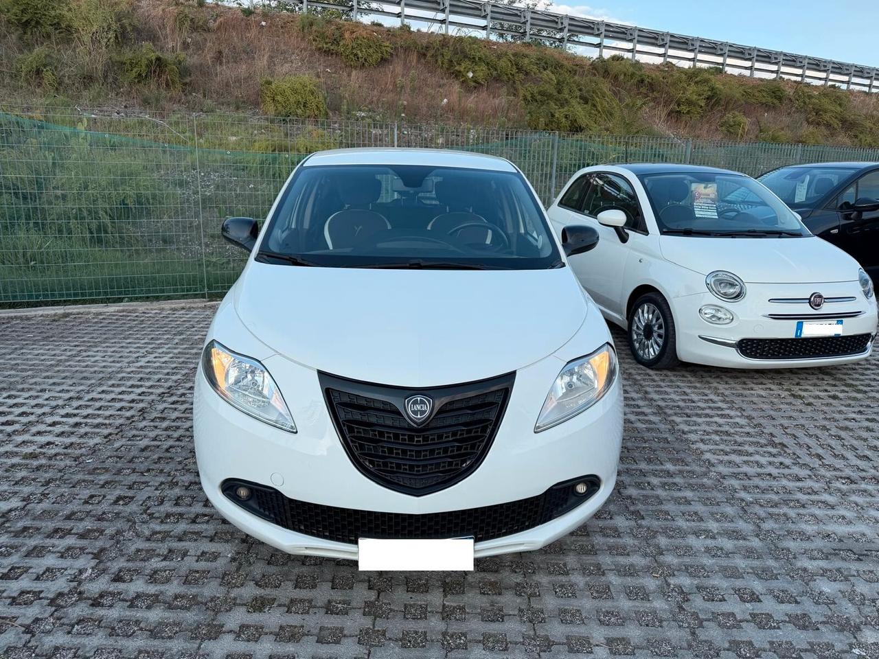 Lancia Ypsilon 1.2 69 CV 5 porte Elefantino-2015