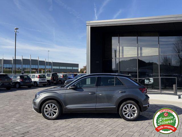 VOLKSWAGEN T-Roc 1.0 TSI STYLE ANCHE PER NEOPATENTATI