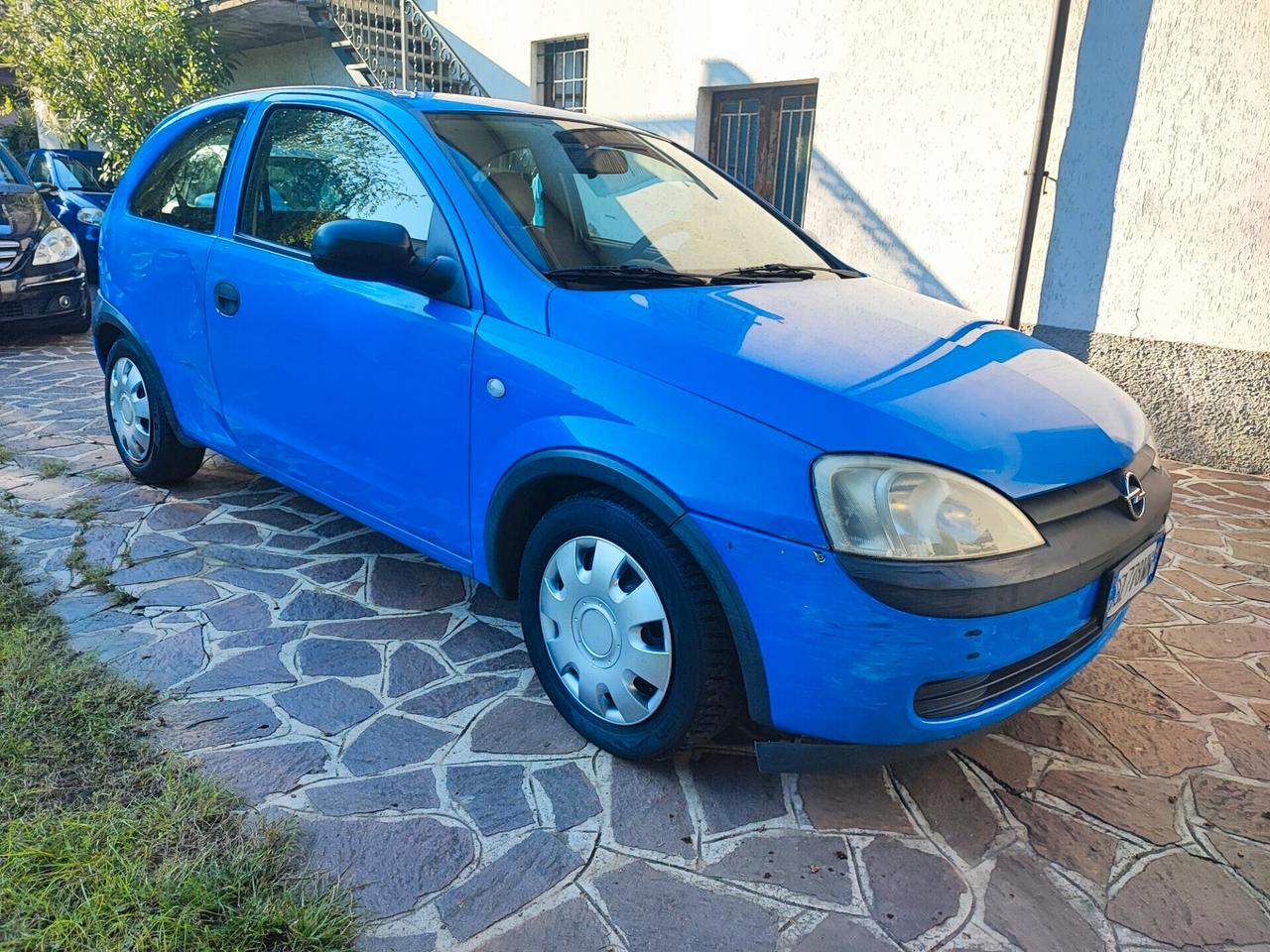 Opel Corsa 1.0 benz euro 4 neopatentati
