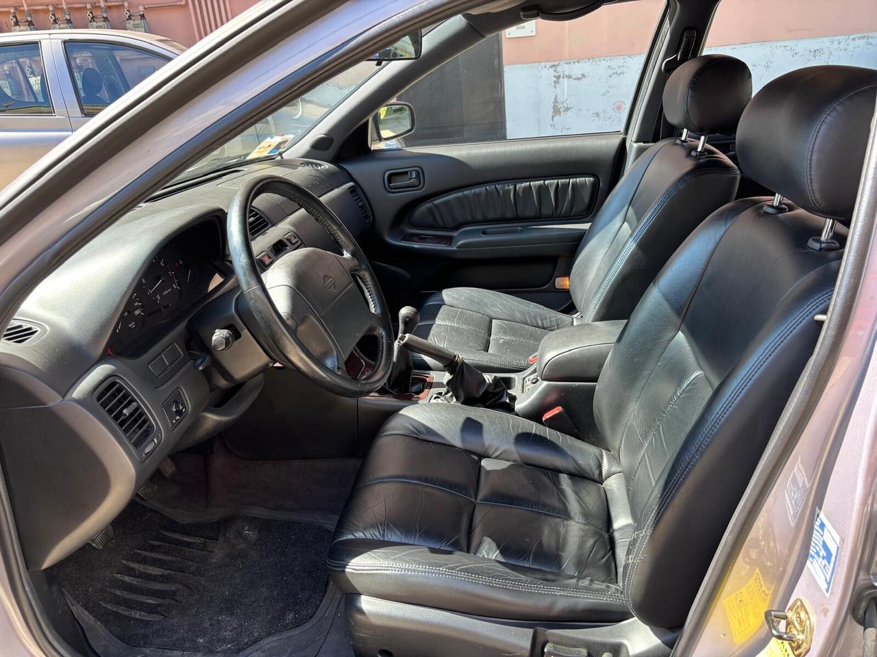 Nissan Maxima QX 2.0i V6 24V cat ASI