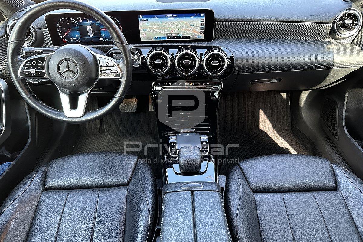 MERCEDES A 180 d Automatic Business