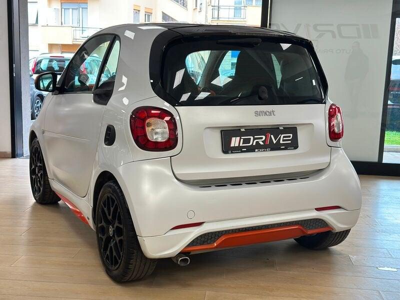 smart fortwo fortwo 90 0.9 Turbo twinamic Urbanrunner Passion