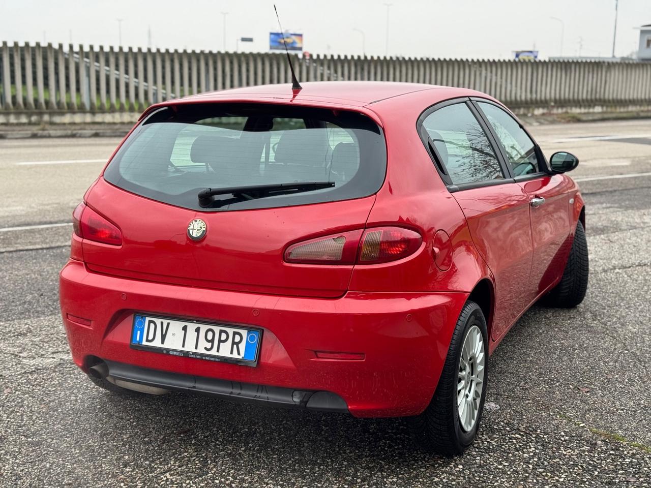 Alfa Romeo 147 1.6 16V TS 105cv GPL