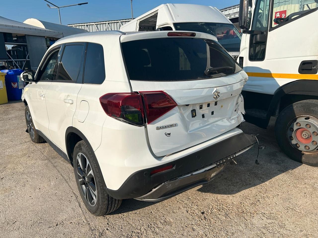 Suzuki Vitara 1.5 140V Hybrid A/T Starview