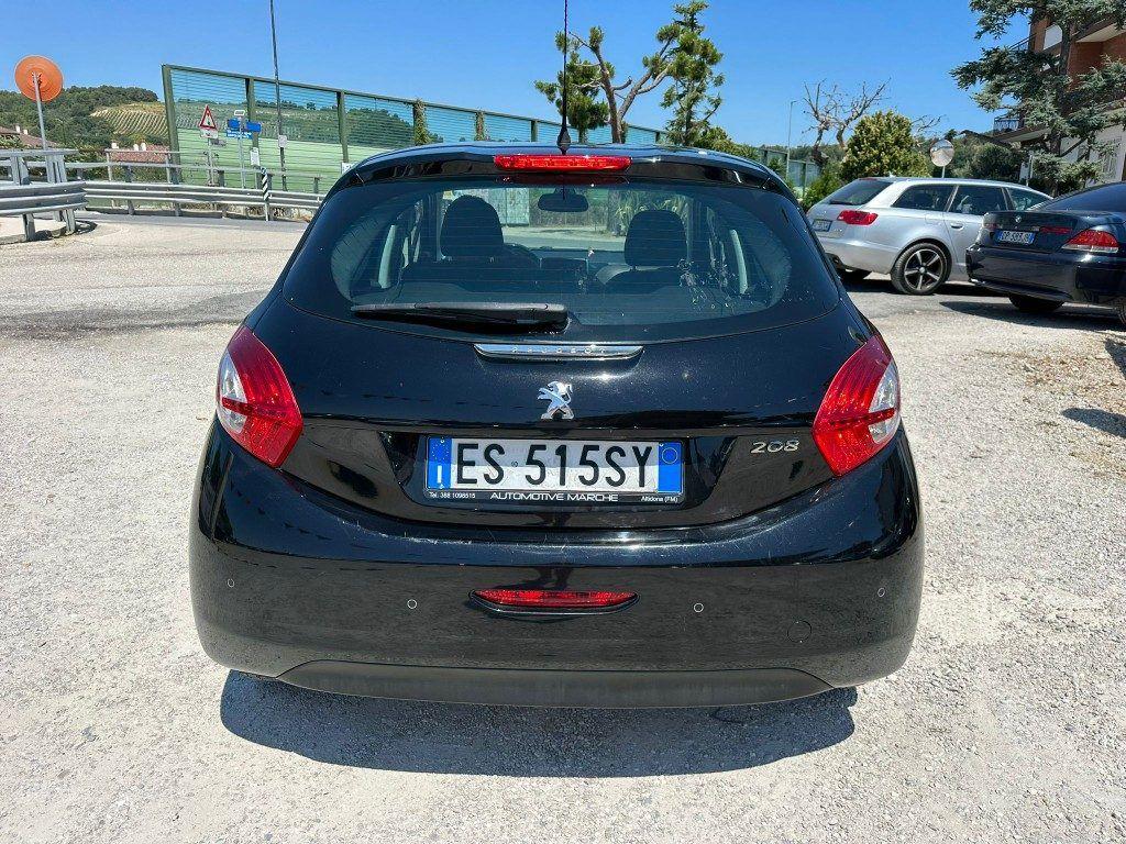 PEUGEOT 208 1.4 8V HDi 68CV 5p. Allure