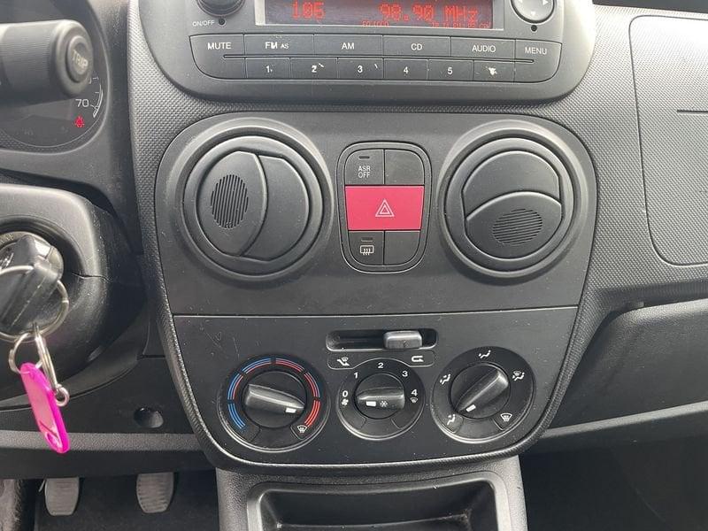 Peugeot Bipper Bipper Tepee 1.3 hdi Outdoor c/reg.vel. (s&s) 75cv AUTOCARRO