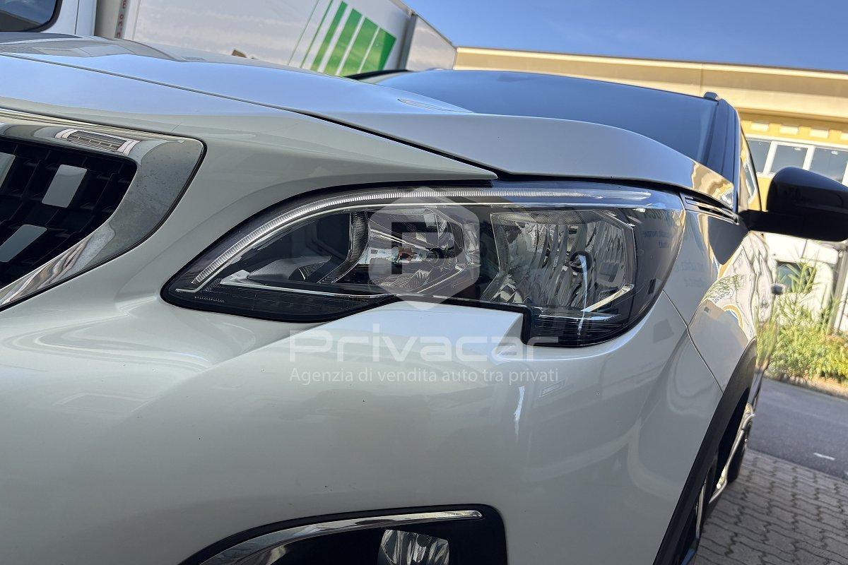 PEUGEOT 3008 BlueHDi 130 S&S EAT8 Allure