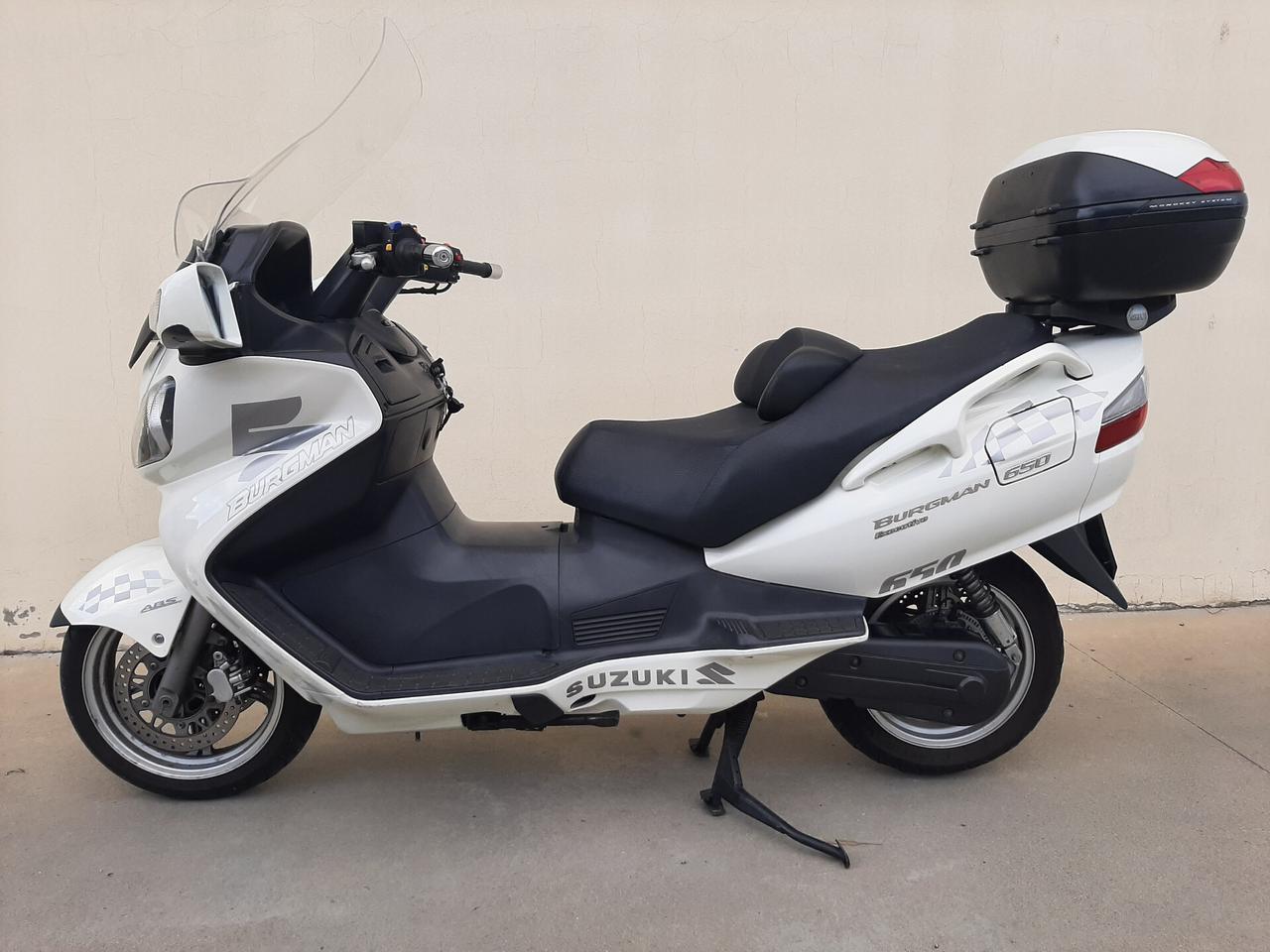 Suzuki Burgman 650 Executive ABS